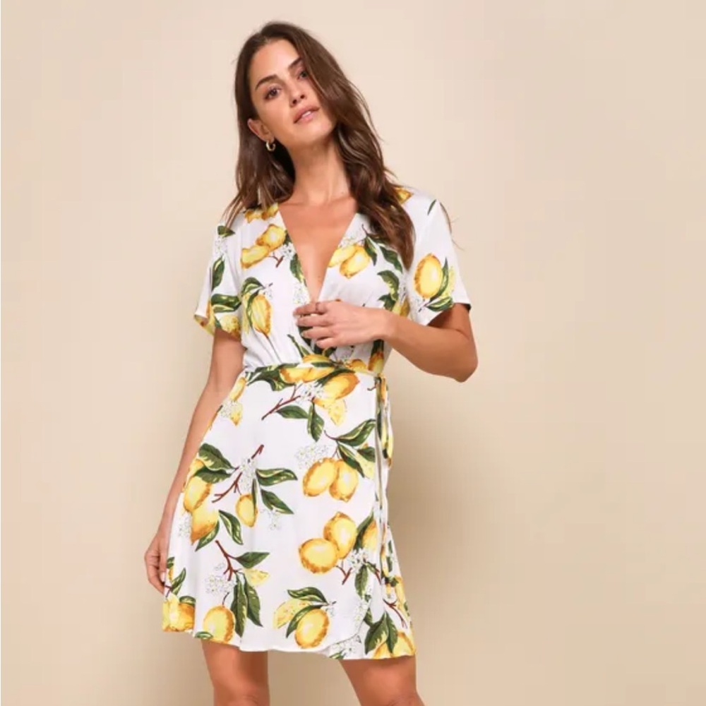 Lulus a la tarte lemon print wrap dress